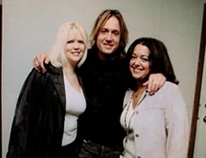 Keith Urban, Mia Compomizzi